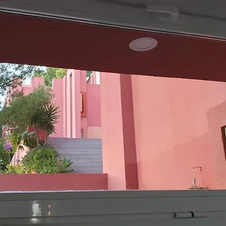 La Muralla Roja Calpe Esterno foto